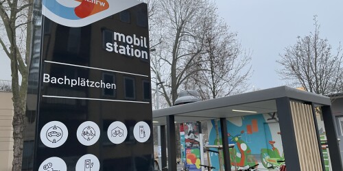 Exkursion und Fachgruppe | Vernetzte Mobilität: "Von SharingStation über Mobilstation zur Mobilität von morgen"